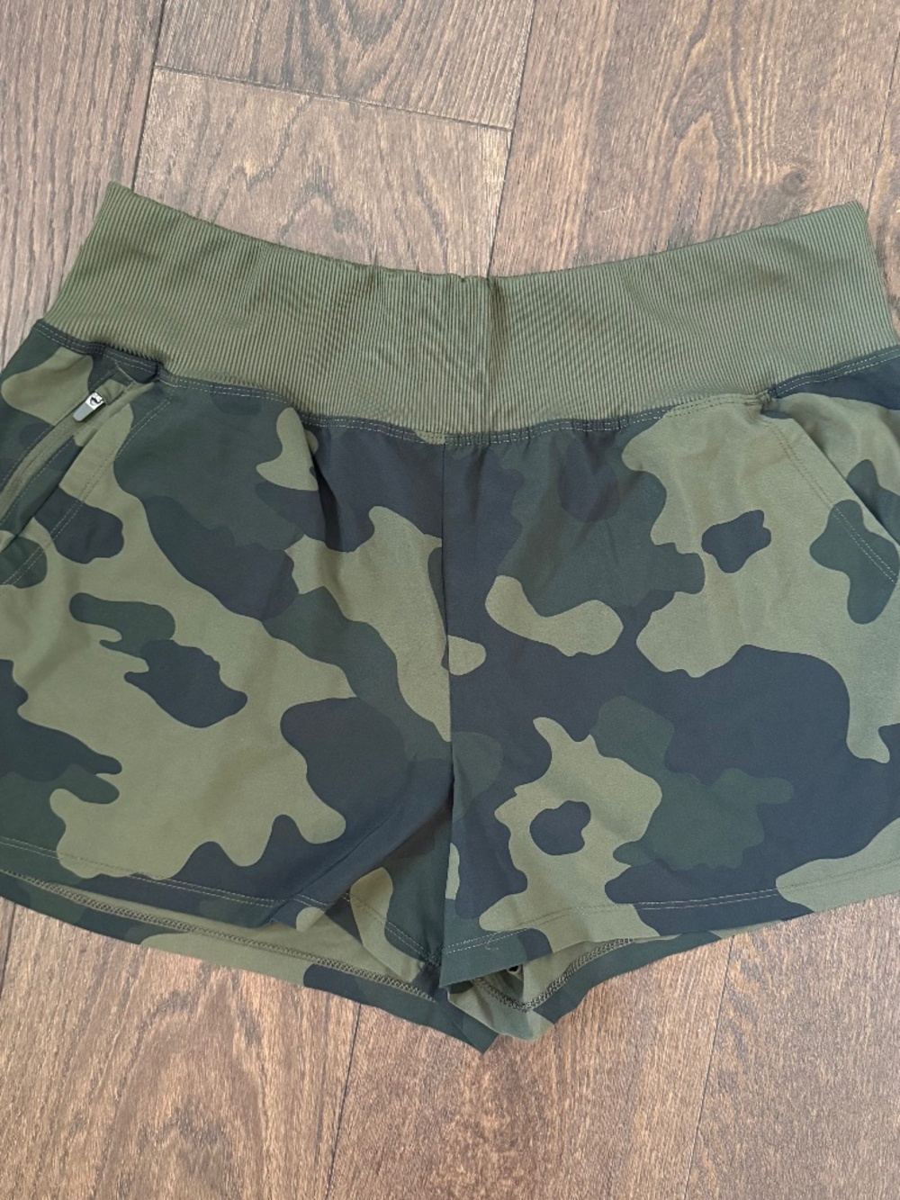 All In Motion Women's Camo Performance Athletic Shorts Size Large
